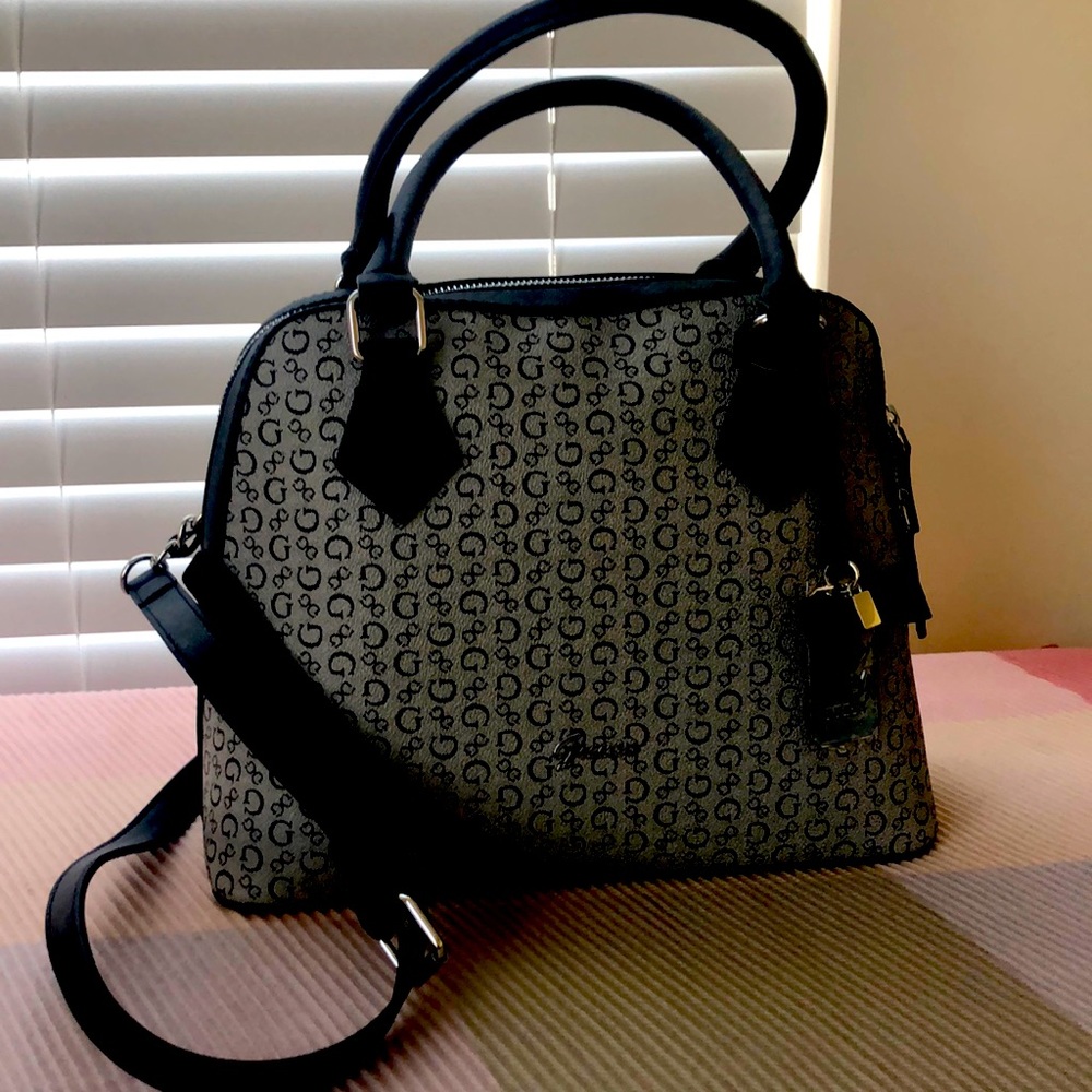 Guess crossbody bag